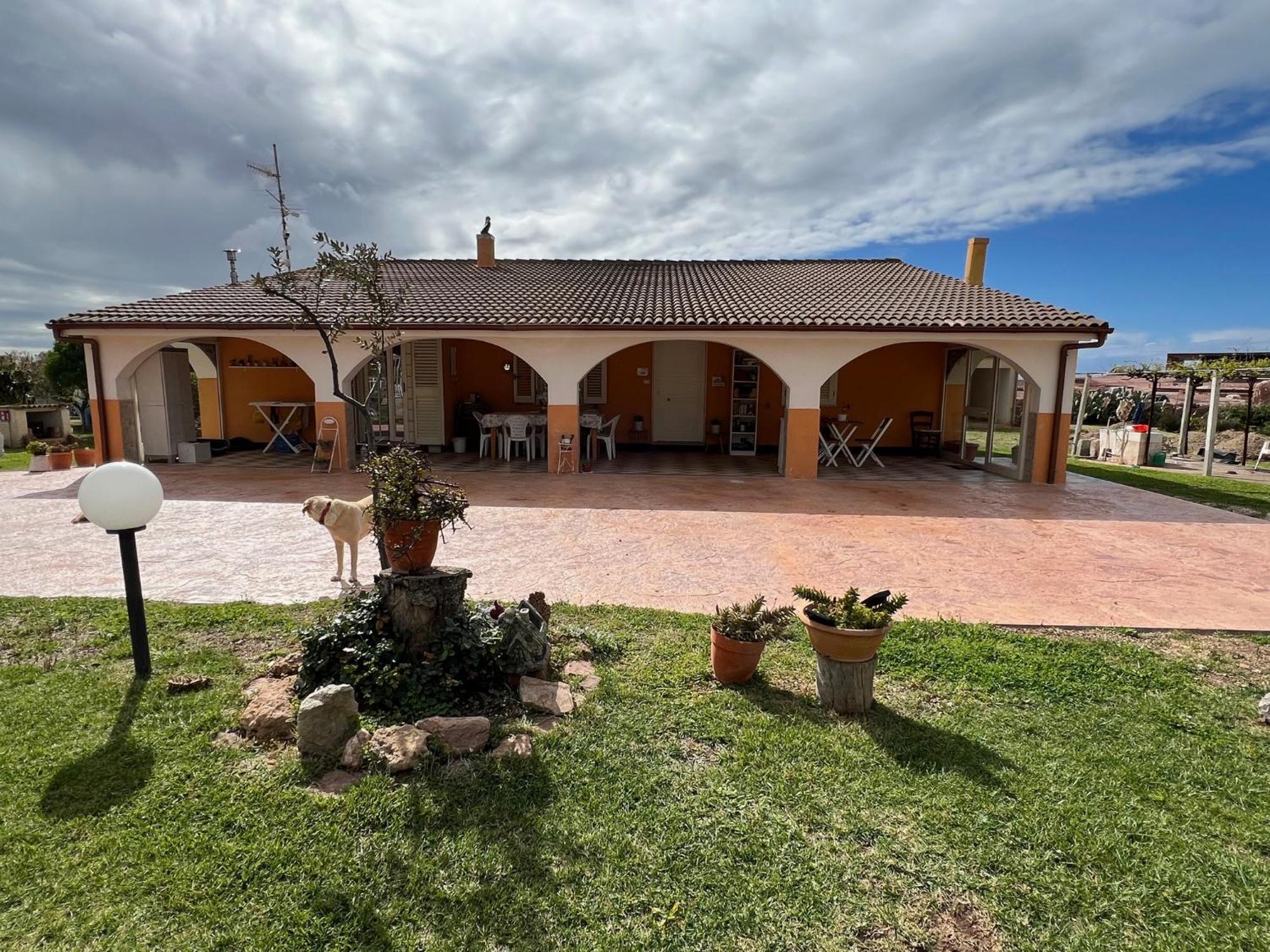 The Arches House Iun F1092 Alghero